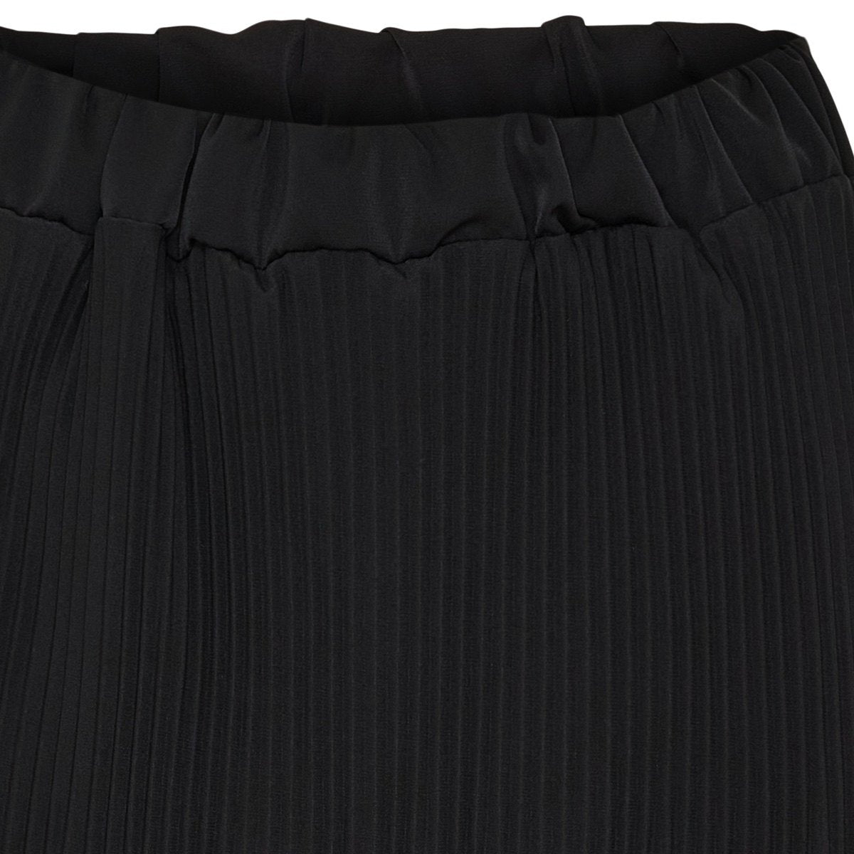 Daphne Black Skirt