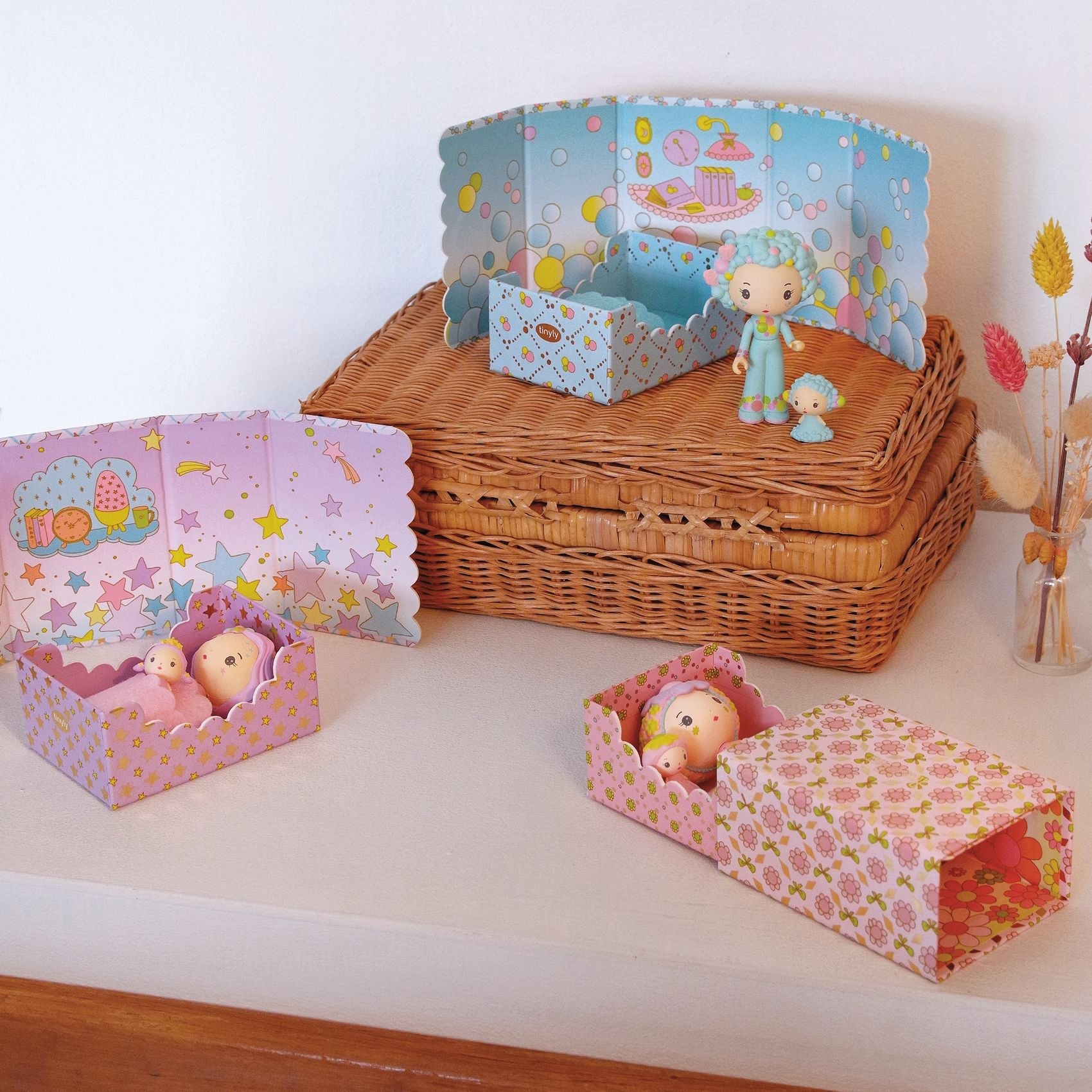 Tinyly Violet Tiny Room