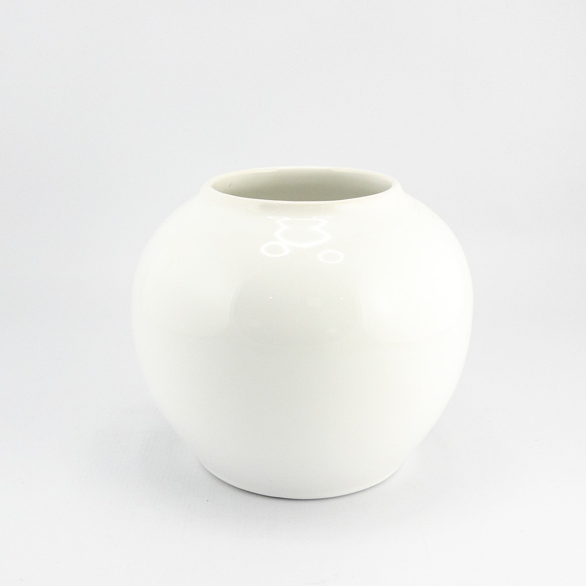Tina Vase